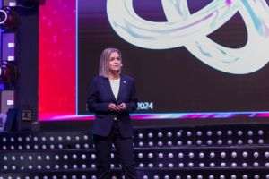 Sellers' Day 2025: eMAG anunţă noi instrumente cu AI pentru accelerarea vânzărilor, deschiderea finanţării şi promoţii pentru antreprenori